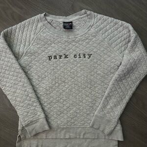 PARK CITY Gray Quilted Sweatshirt SIZE S